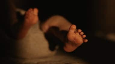 New Mother in the US Arrested for Stabbing Newborn to Death New Mother in the US Arrested for Stabbing Newborn to Death