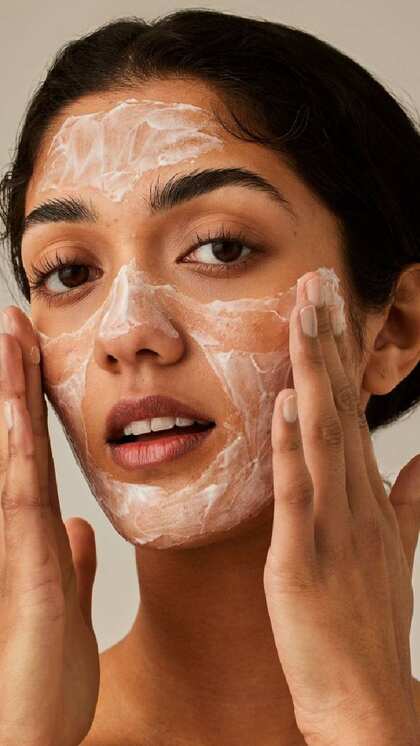సహజ నూనెలు తొలగిపోతాయి.
