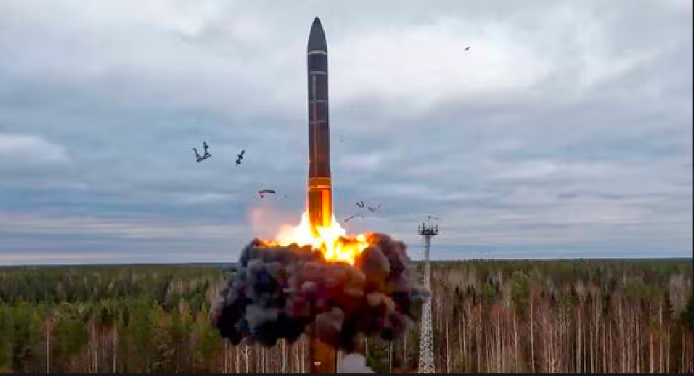 Russia fires nuclear-capable intercontinental ballistic missile at Ukraine for first time: What is an ICBM? rav