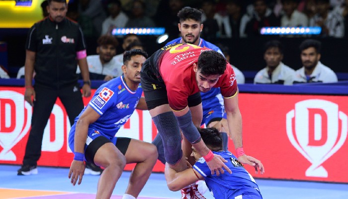 Pro Kabaddi League Bengaluru Bulls register 11th lose in the tournament kvn