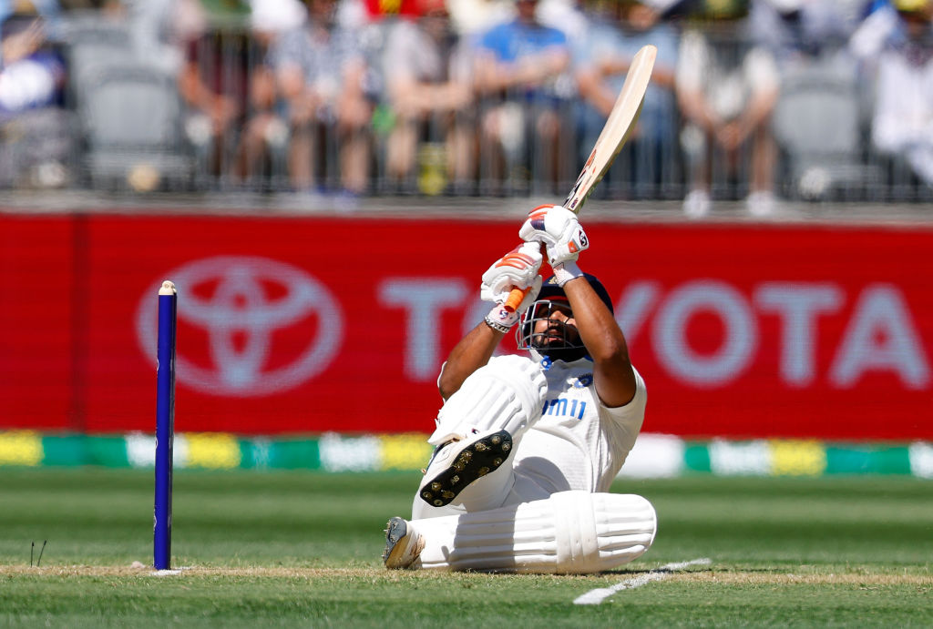 IND vs AUS, Perth Test: Rishabh Pant's 'BOX OFFICE' six stuns Pat Cummins, Indian fans go berserk (WATCH) snt