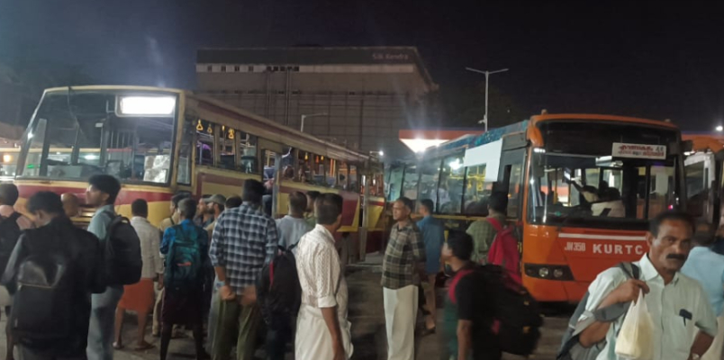 Buses collided at Thrissur KSRTC bus stand