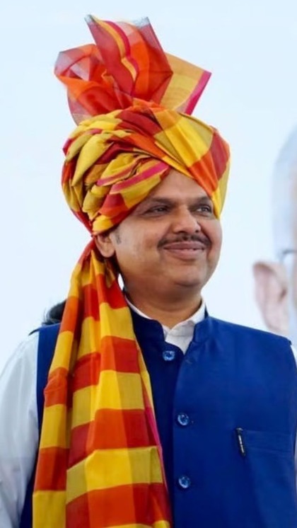Devendra Fadnavis's Education