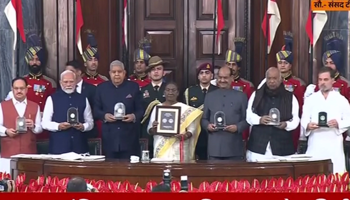 Constitution Day Of India 75th anniversary celebrations live updates president droupadi murmu addresses joint session of parliament 