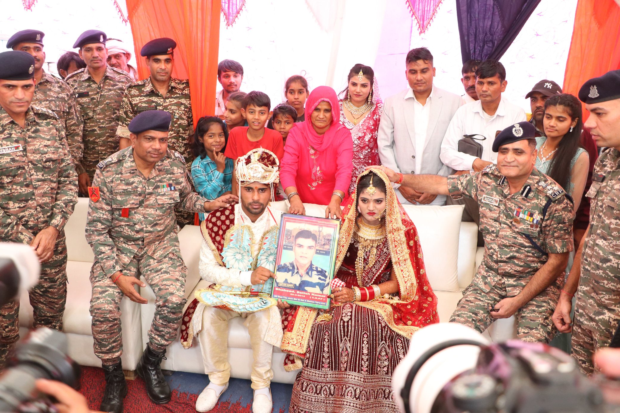 Special wedding CRPF soldiers perform kanyadaan of martyr jawan daughter haryana ckm