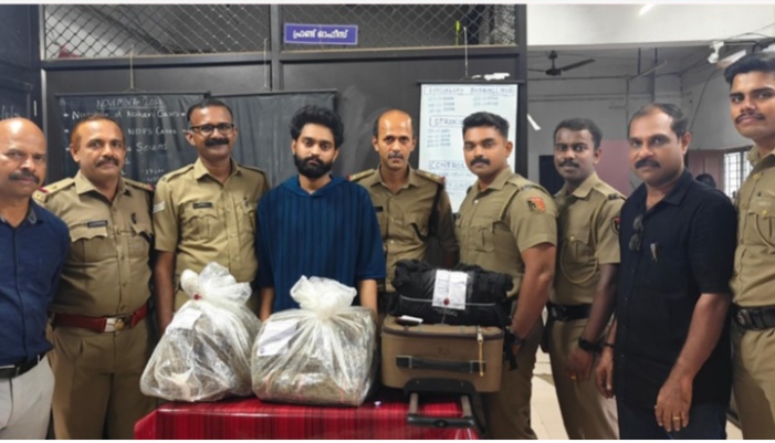 Taxi driver caught by excise while returning from Odisha by Train and carrying 10kg of Marijuana