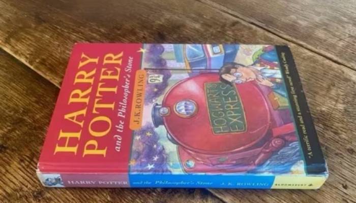 first edition of the Harry Potter book was auctioned for 38 lakh