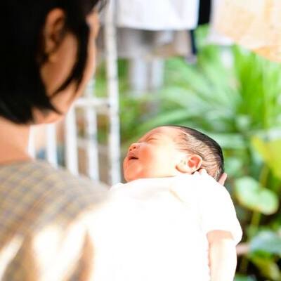 Every woman must have more than two children to prevent human extinction, study warns