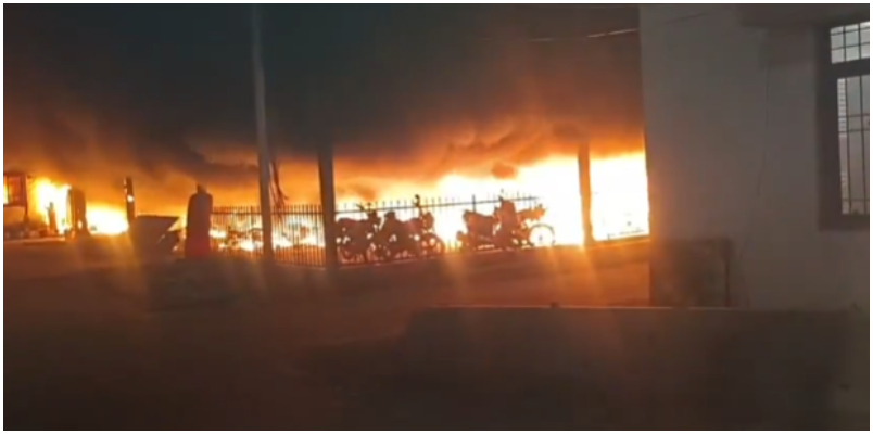 Massive Fire Breaks Out At Varanasi Railway Station Parking Area 200 Vehicles Destroyed