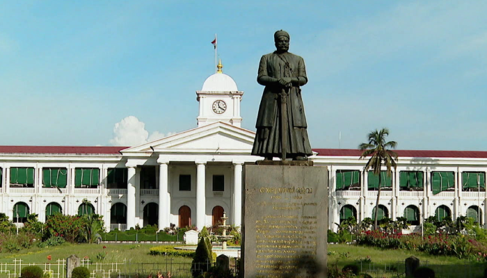 No hajar book for Kerala govt employees at state secretariat