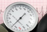 blood-pressure-fluctuations-and-brain-aging-connection