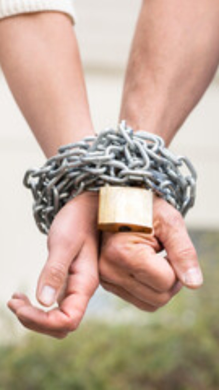 Fraud couple arrested