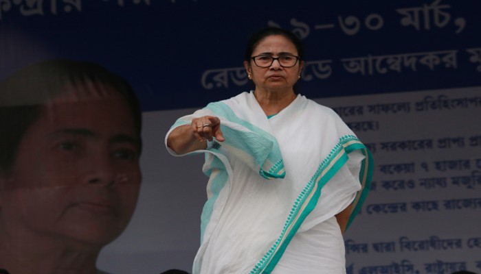 Mamata Banerjee demands UN peacekeeping forces in Bangladesh amid unrest; calls for PM Modi's intervention shk