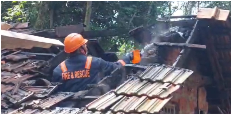 House of an elderly woman who was listed as extremely poor destroyed by fire in Mavelikara