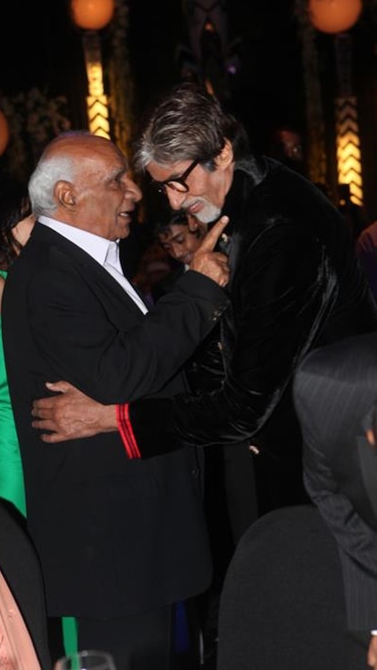 Big B remembers Yash Chopra's kindness