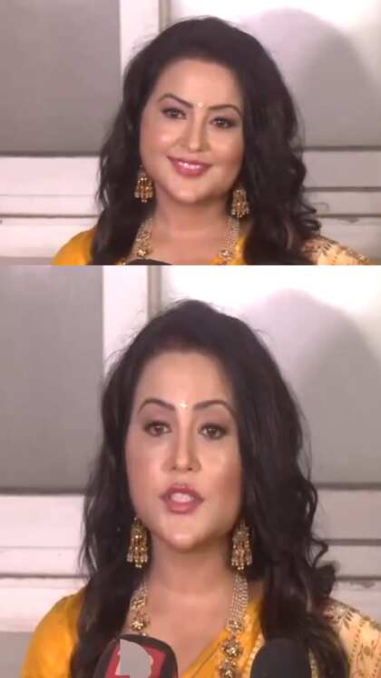 Amruta at Devendra Fadnavis' Swearing-in Ceremony