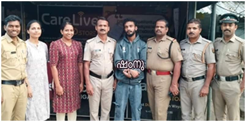 Mysuru to Kozhikode travelled man arrested on KSRTC Bus with MDMA sat