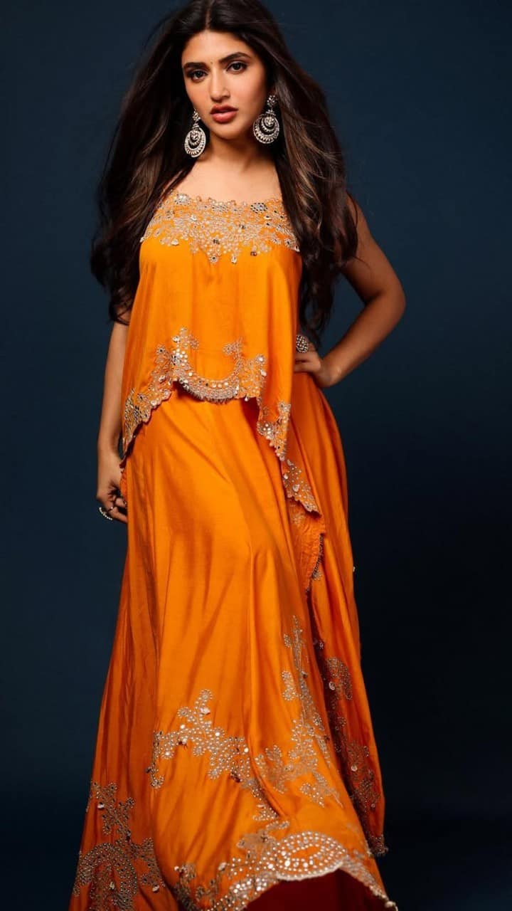 Sreeleela Inspired Indo Western Dress Designs for Women gow