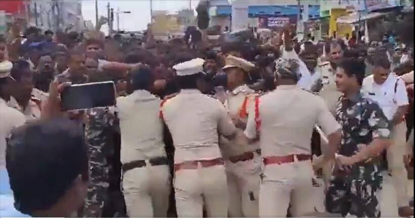 Protest erupts in Andhra's Rayachoti after Ayyappa devotees allegedly attacked by Islamists (WATCH)