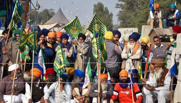 Farmers Dilli Chalo march police use tear gas and water cannon mrq