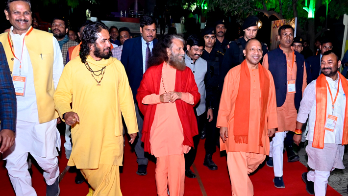 CM Yogi discusses Prayagraj Mahakumbh 2025 preparations with saints