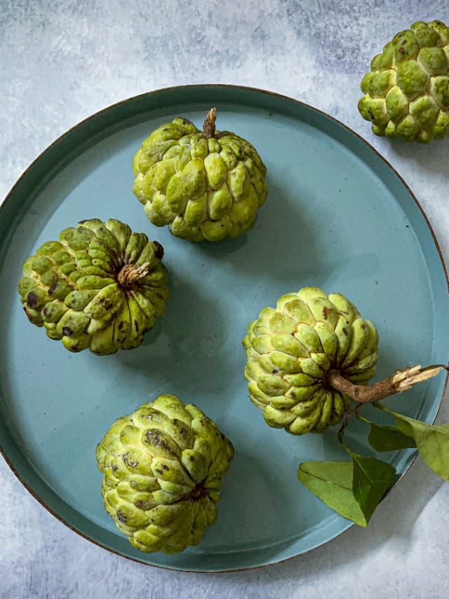 reasons to eat custard apple in winter 