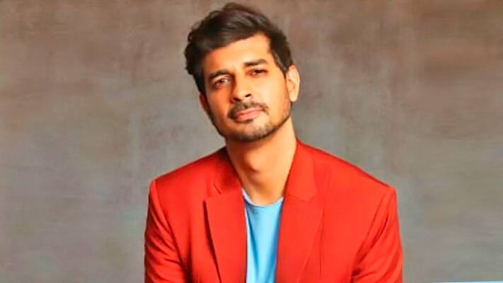 Tahir Raj Bhasin tribute to Shahrukh Khan