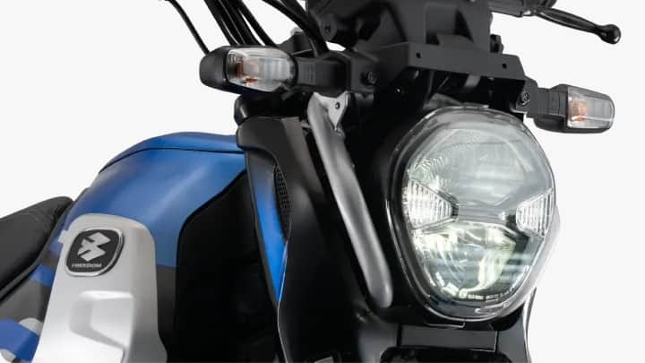 Bajaj Freedom 125 CNG Motorcycle Sales Exceed 40000 Units vel