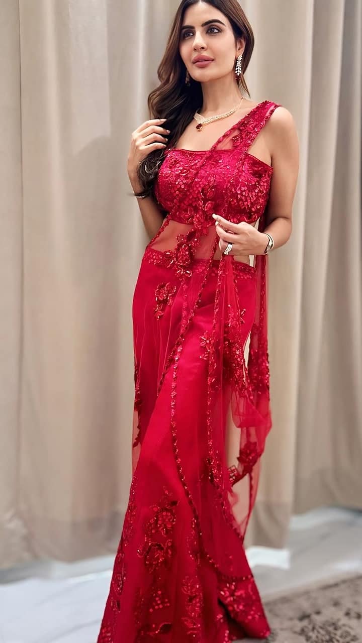 PHOTOS TMKOC Actress Deepti Sadhwani's 8 sarees, lehenga styles RBA