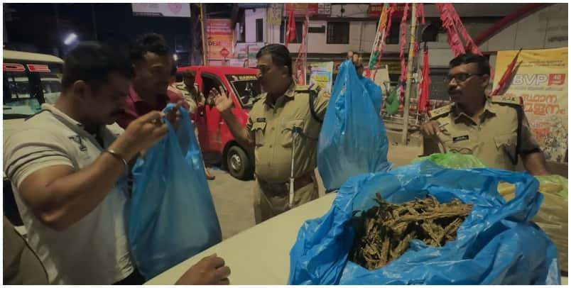 Police seized Ganja at Kaladi town 3 arrested 