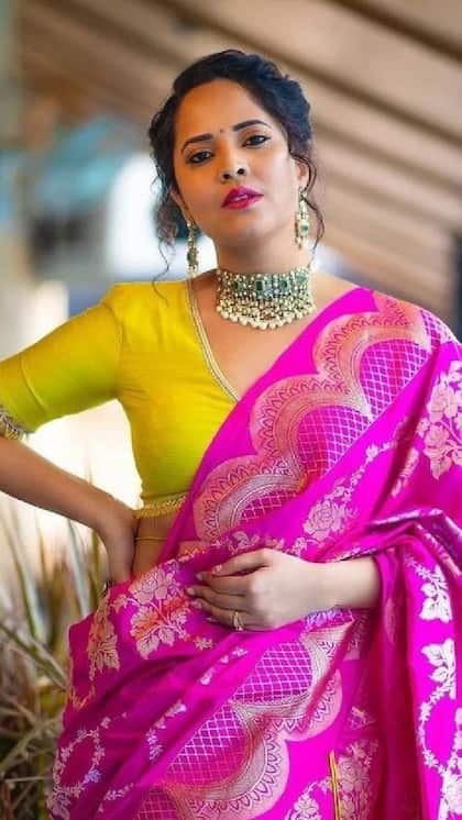 పసుపు బ్లౌజ్