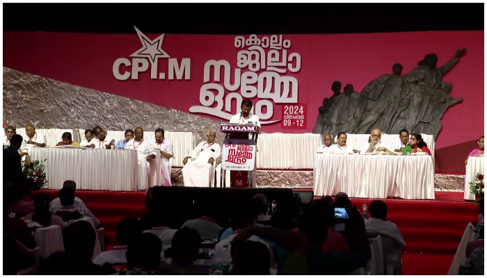 members from Karunagappalli removed from cpm kollam district committee