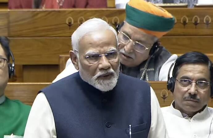 PM Modi in Constitution debate