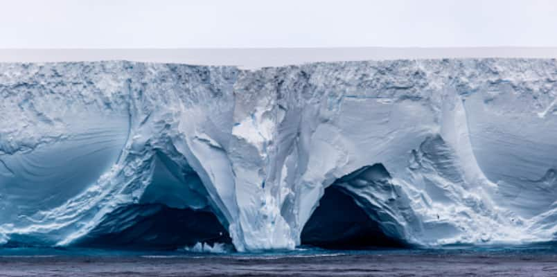 Worlds largest iceberg A23a breaks free after months of spinning in Antarctic what happend next