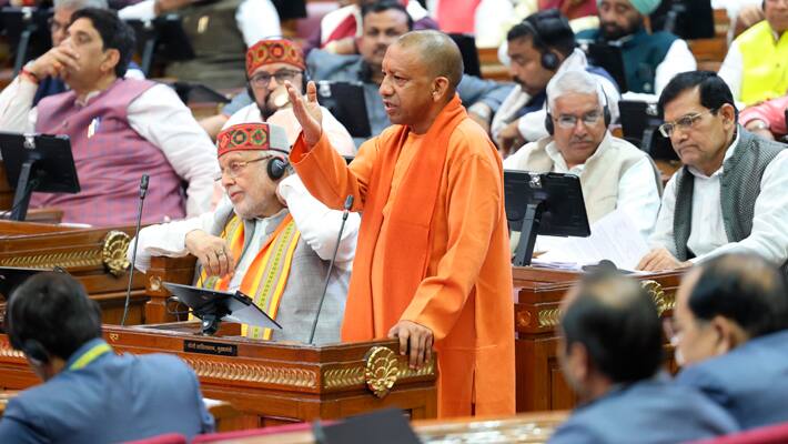 Yogi-Adityanath-on-2nd-day-of-UP-Assembly-winter-session-2024-targeted-congress-leader-priyanka-gandhi