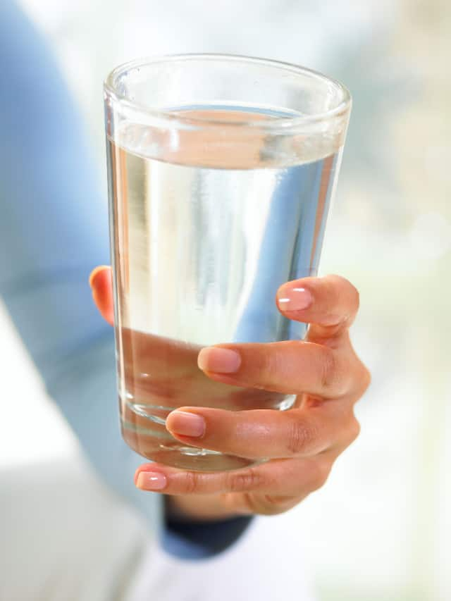 why-you-feel-dehydrated-even-after-drinking-water-expert-hydration-tips