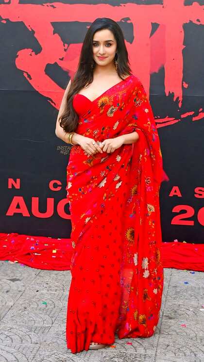 Try a floral print saree