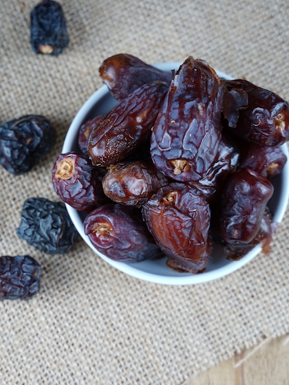 Nutrients like antioxidants