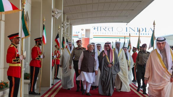 PM Modi receives grand welcome in Kuwait after 43 years sgb