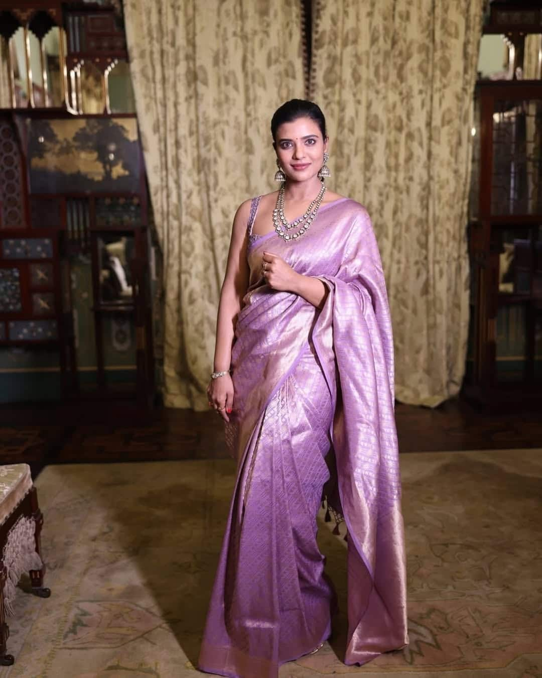 Aishwarya Rajesh Dazzles in Traditional Silk Saree gvd