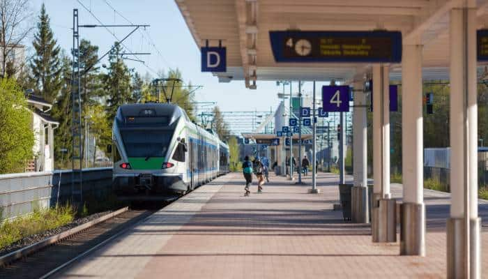 indian family being very loud on Finland train indian tourists post 