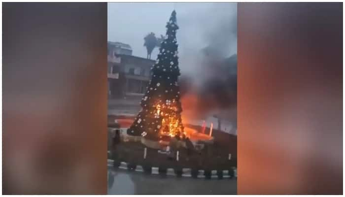 Christians Protests erupt in Syria after Christmas tree set alight