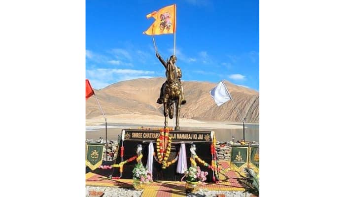 What is the controversy around installation of Maratha warrior Chhatrapati Shivaji statue at Pangong Tso?