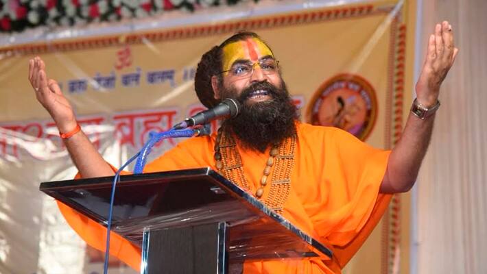 Saints hail CM Yogi as the new champion of Sanatan Dharma
