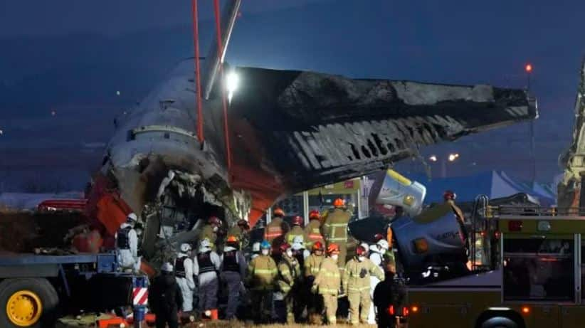 Was the pilot's decision caused the South Korean plane crash disaster