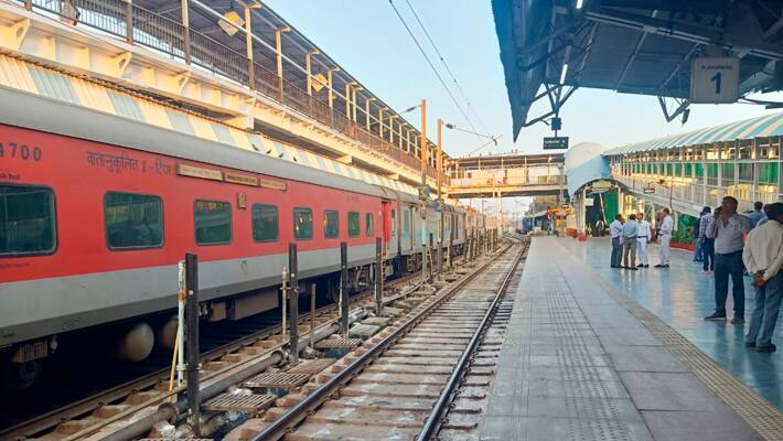 Dedicated entry and exit routes at Prayagraj railway stations for major Snan Parv of Mahakumbh 2025