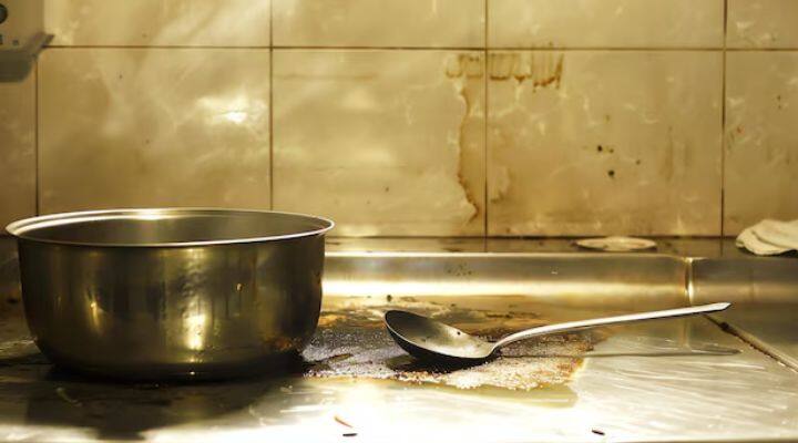 Tips to clean sticky kitchen tiles