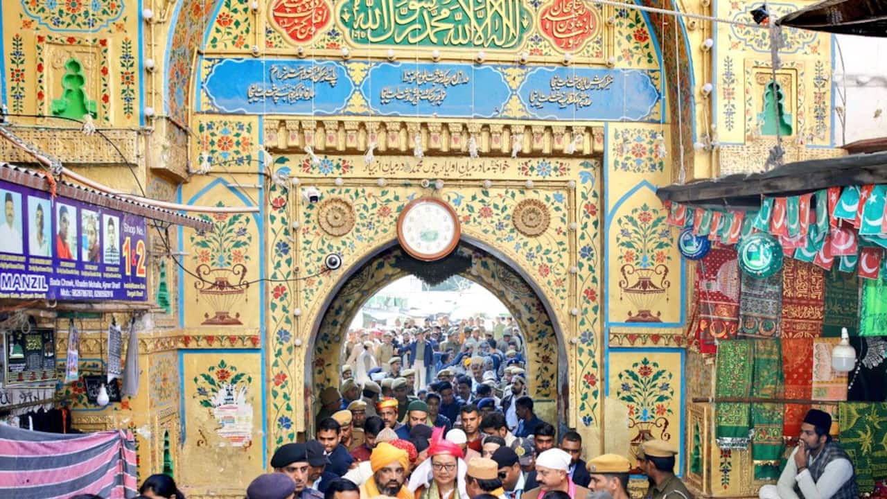 'Timeless gesture of peace': Kiren Rijiju offers 'chadar' at Ajmer Sharif Dargah on PM Modi's behalf (WATCH)