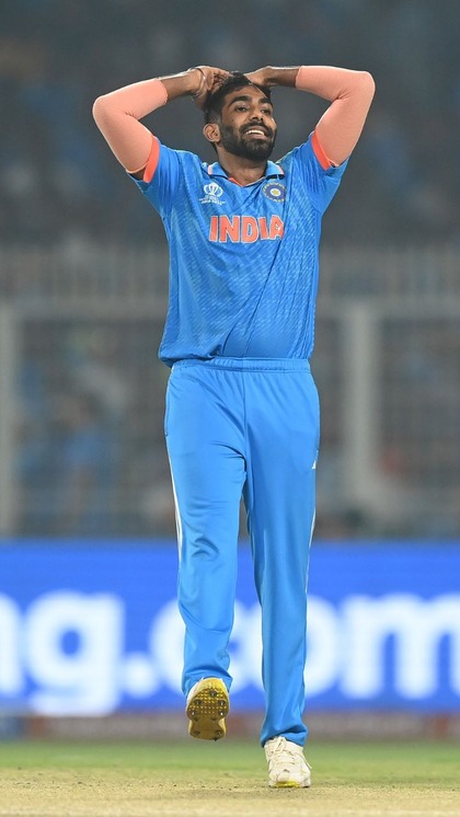 <p>यह खिताब पाने वाले बुमराह 5वें भारतीय क्रिकेटर बन गए हैं। इससे पहले, राहुल द्रविड़ (2004), सचिन तेंदुलकर (2010), आर अश्विन (2016) और विराट कोहली (2017, 2018) ये अवार्ड पा चुके हैं।</p>

