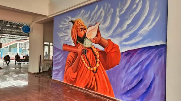 Prayagraj Railway Stations Adorned with Art for Mahakumbh 2025 vel